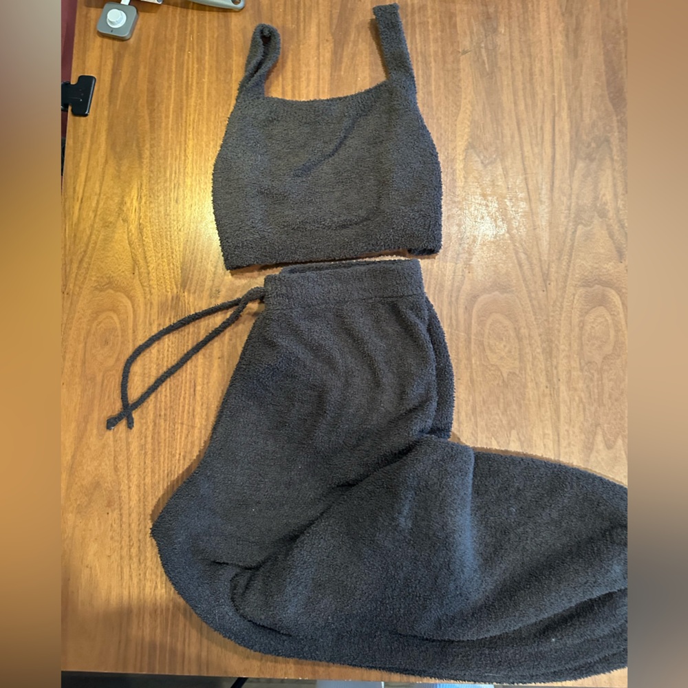 Uniqlo Dark Gray Pajama Set